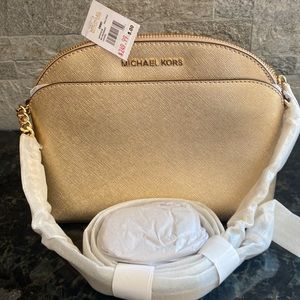 Michael Kors - NWT cross body -